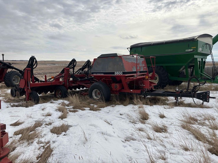 ji-case-8600-drill-image-4