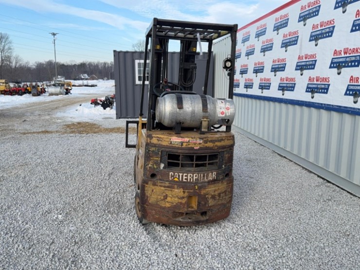caterpillar-cc15,-fork-lift,-sn#7em-00539,-615-hrs.-3-mast,-42"-fork,-3,000lbs-cap,-image-3