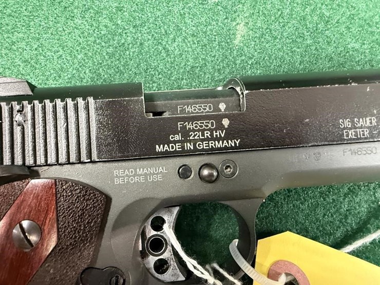 german-sig-sauer-mdl.1911-22-22lr-pistol-image-4