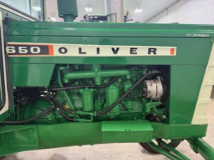 1966-oliver-1650-image-2