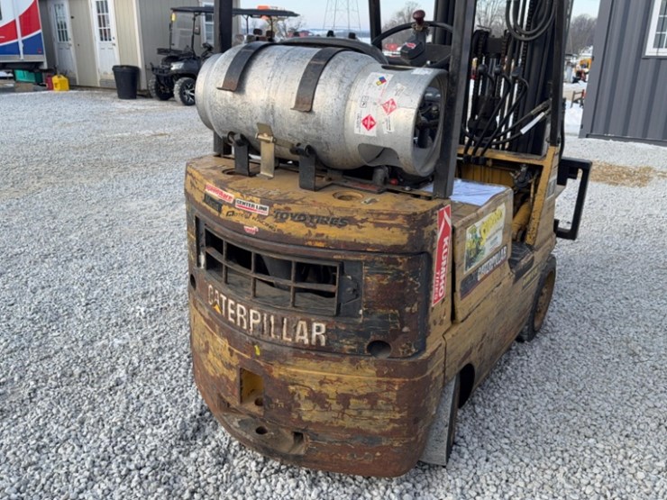 caterpillar-cc15,-fork-lift,-sn#7em-00539,-615-hrs.-3-mast,-42"-fork,-3,000lbs-cap,-image-5