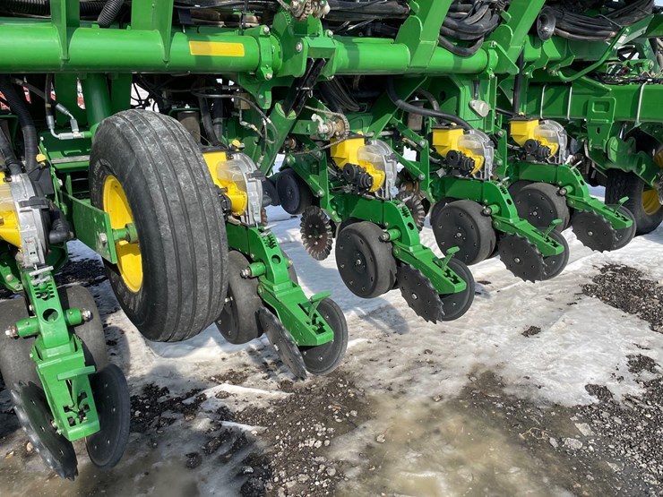 2013-john-deere-1790-ccs-image-5