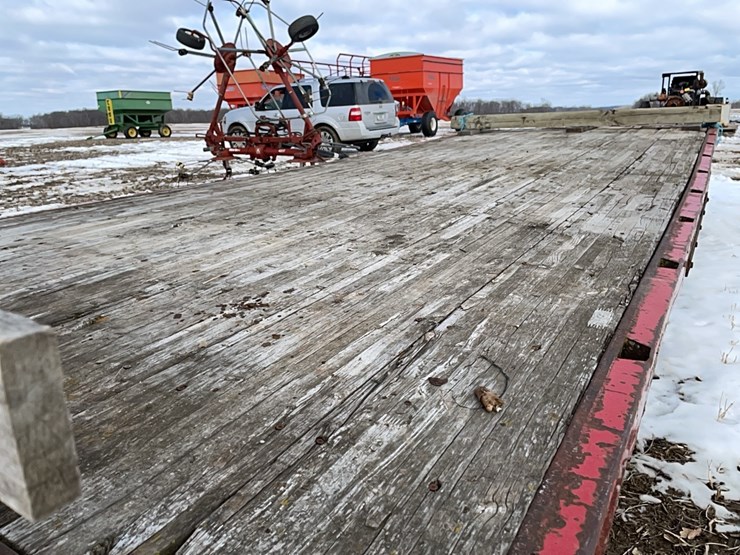 tag-#18,-20'-flat-rack-wagon-w/standard-image-9