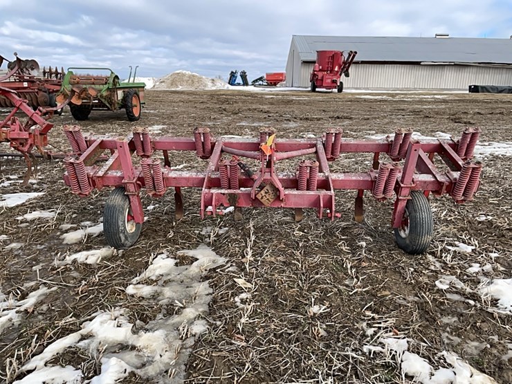 tag-#260,-13-shank-massey-ferguson-image-9