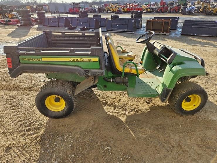 john-deere-tx-4x2-image-6