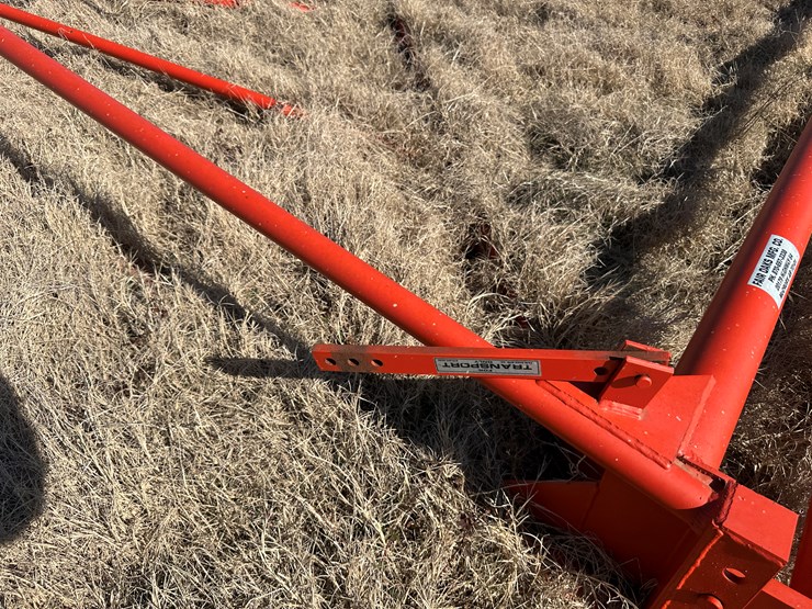 fair-oaks-18x52-image-45