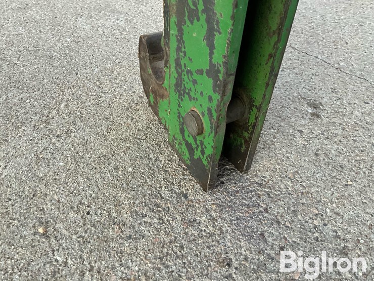 john-deere-cat-2-3-pt-quick-hitch-image-12