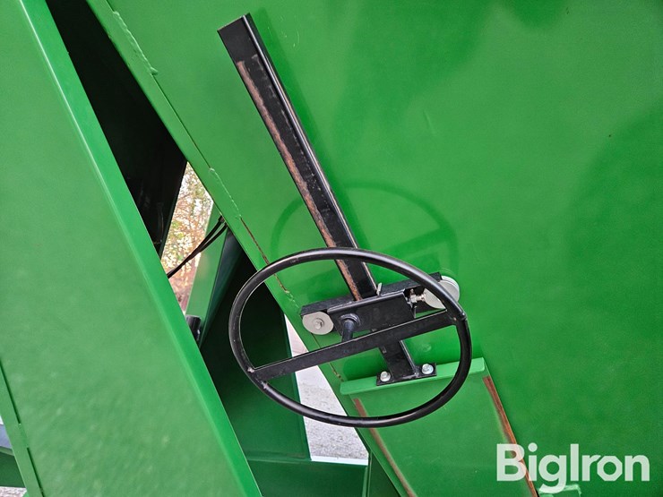 2009-j&m-875-18-image-13