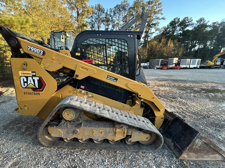 2022-caterpillar-299d3-image-5