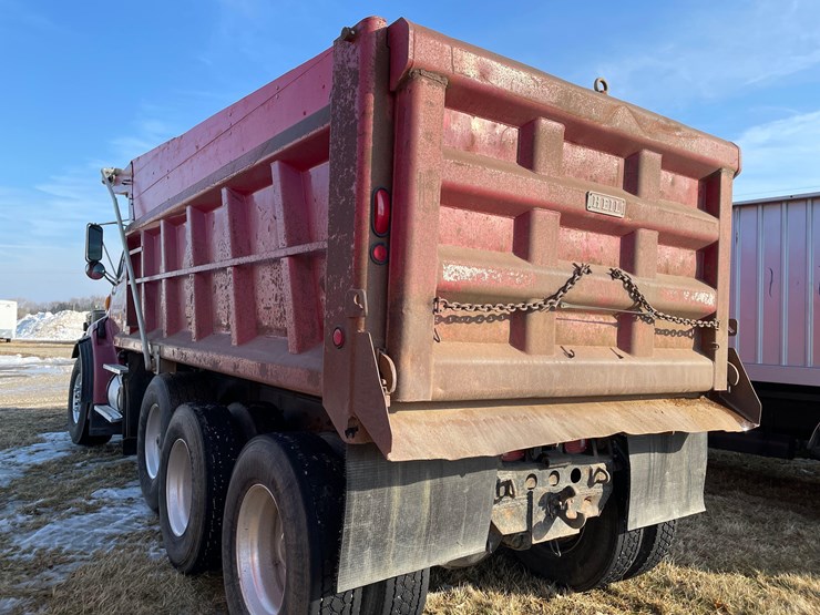 tag-#154,-2000-sterling-tri-axle-dump-truck-image-10