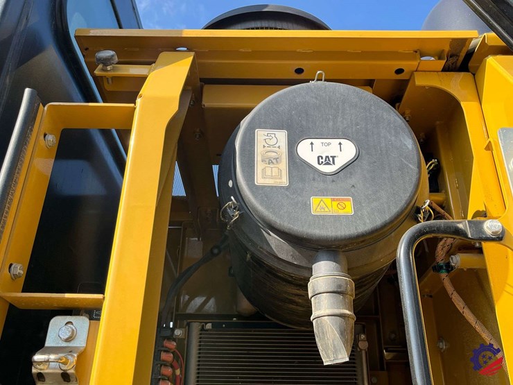 2018-caterpillar-326fl-image-59