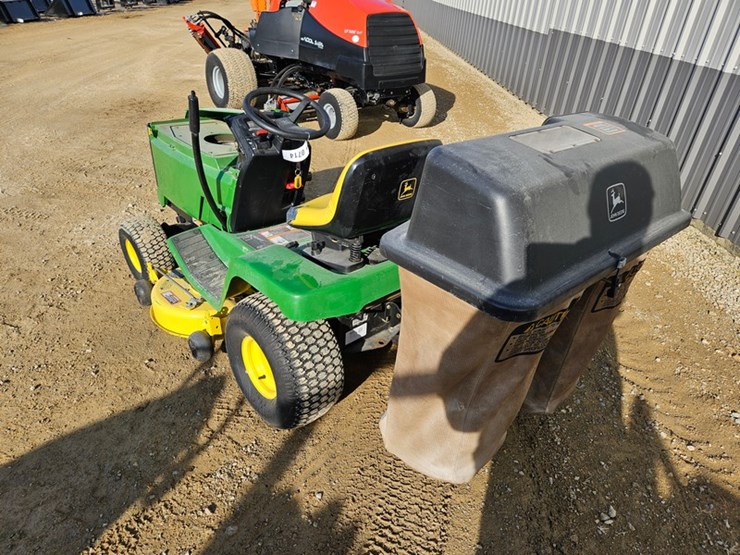 john-deere-lx176-image-3