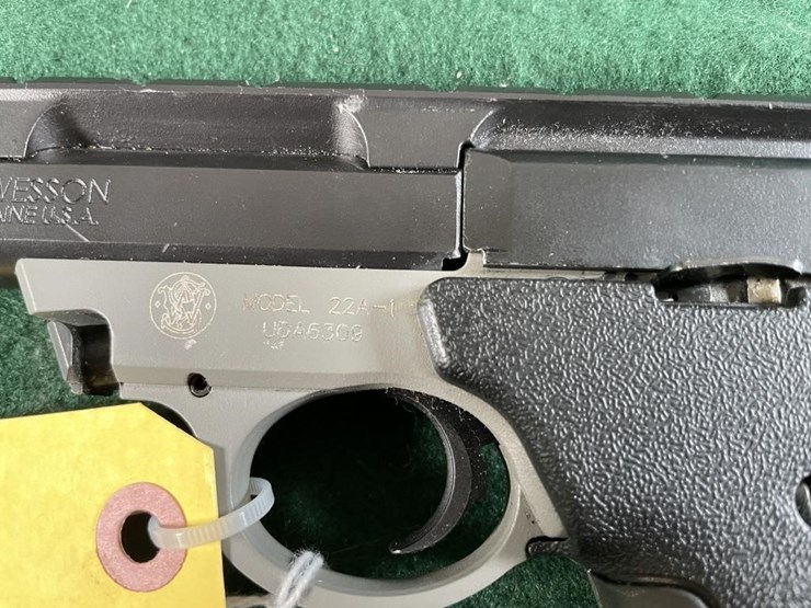 smith-&-wesson-mdl.22a-1-22lr-pistol-image-7