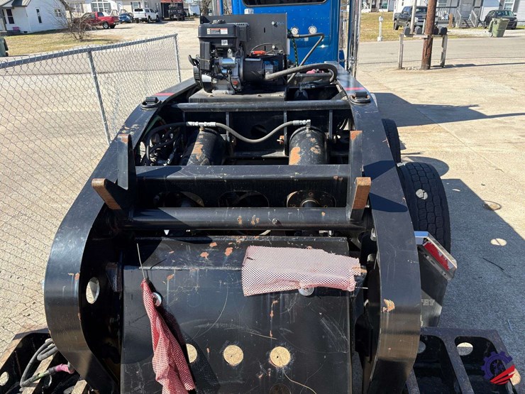 2023-fontaine-lowboy-image-62