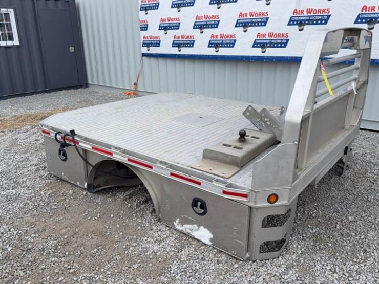 ale-martin-9'-aluminum-truck-bed-for-dually-image-2