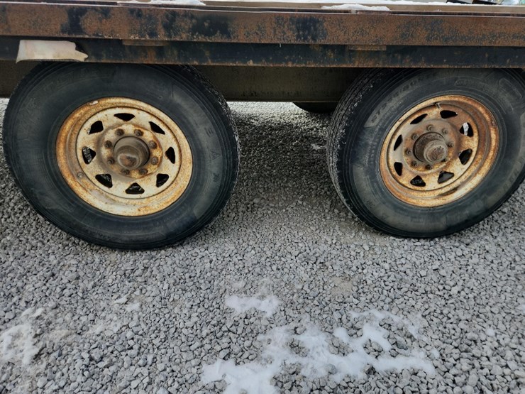 1999-moritz-internation-inc.-model-fbg-5+20,-sn#-4wxff2029x1003978-20'deck-w/5'-dovetail-image-6