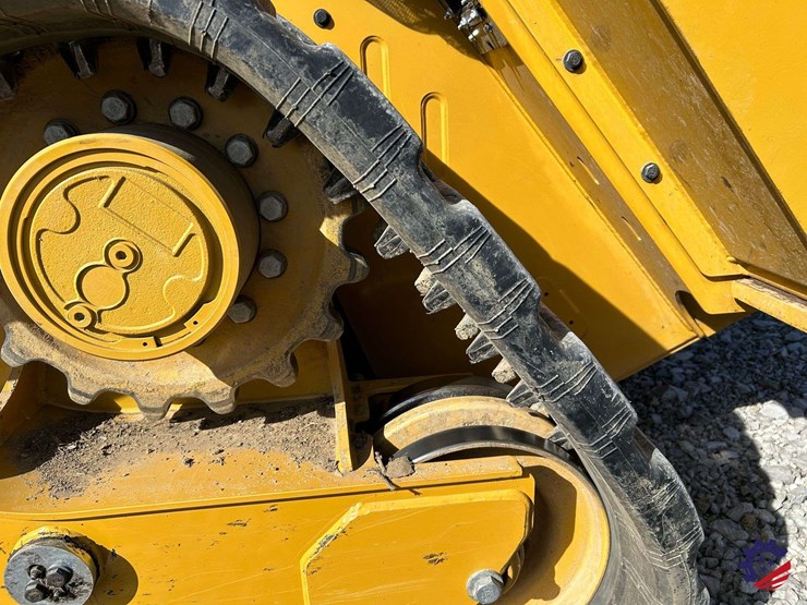 2023-caterpillar-299d3-xe-land-management-image-11