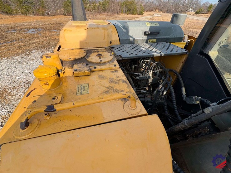 2012-volvo-ec140dl-image-46