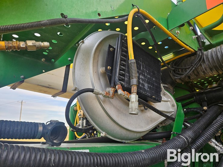 2009-john-deere-1770nt-image-19