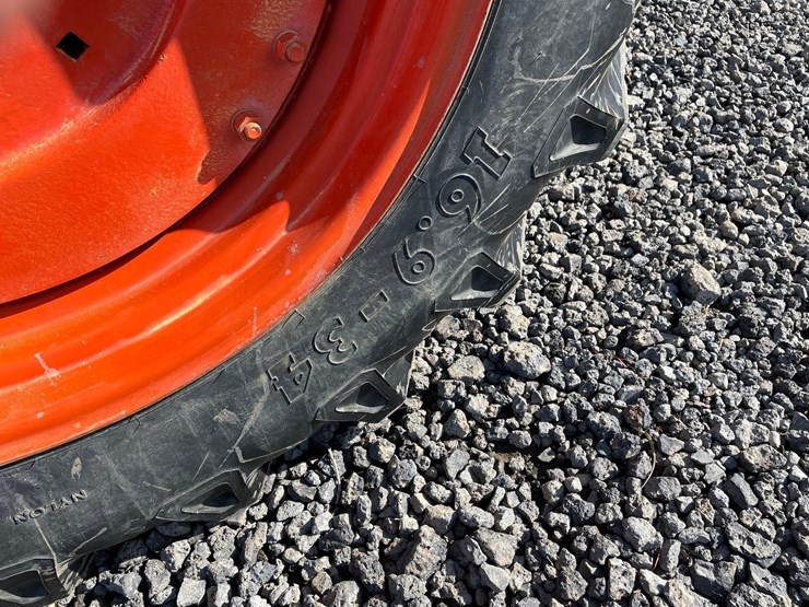 2003-kubota-m9000dtc-image-7