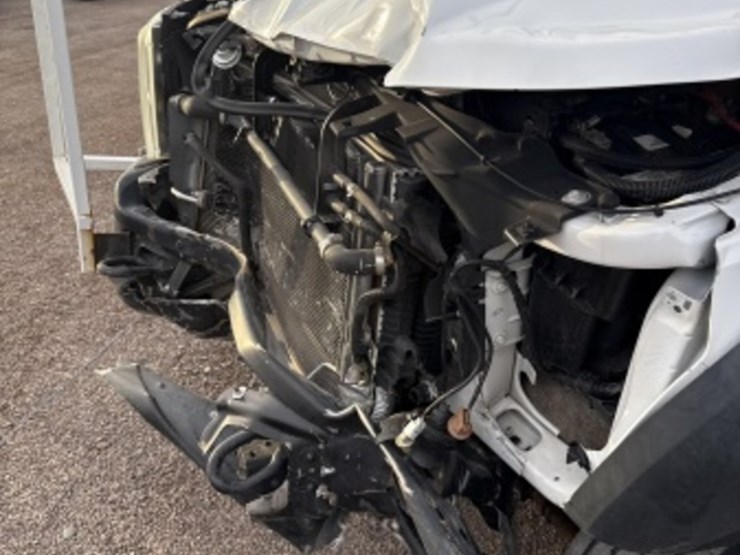 2016-ford-f550-image-14