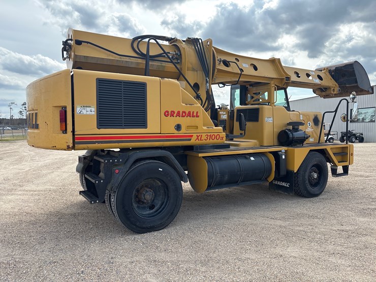 gradall-xl3100-iv-image-2
