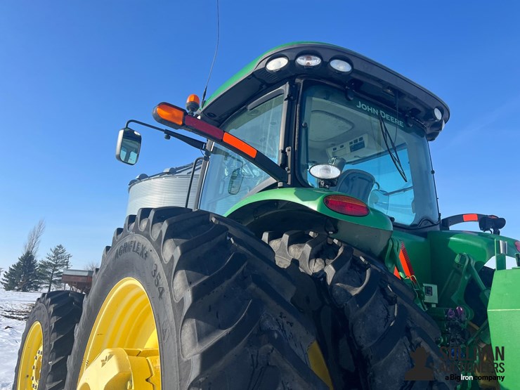 2013-john-deere-8310r-image-19