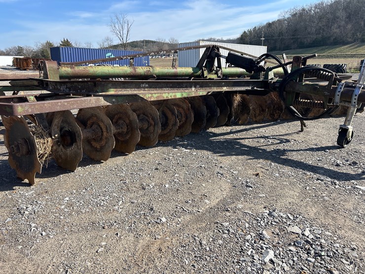 john-deere-14-image-9