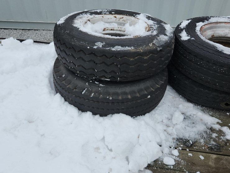 gooseneck-trailer,-17'6"-deck,-2'-dovetail,-3-axle-image-8