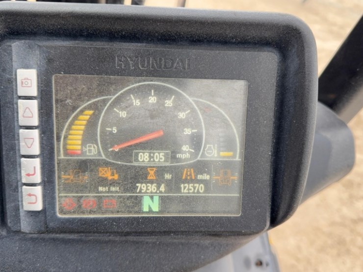 hyundai-30d-9-image-4