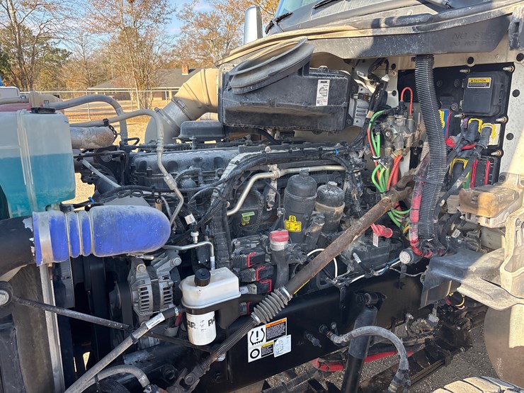 #250-•-2024-kenworth-t880-dump-truck-|-title-delay-image-19