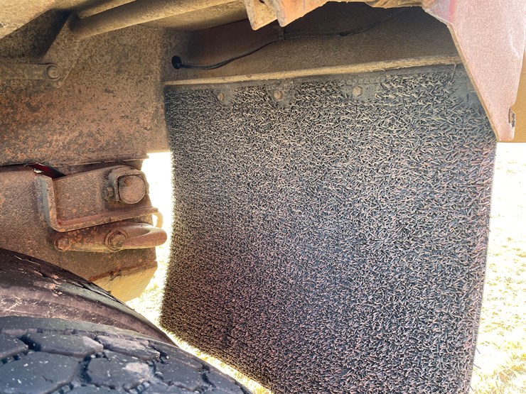 tag-#154,-2000-sterling-tri-axle-dump-truck-image-9