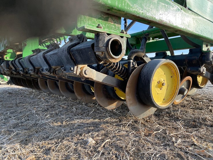 john-deere-750-image-8