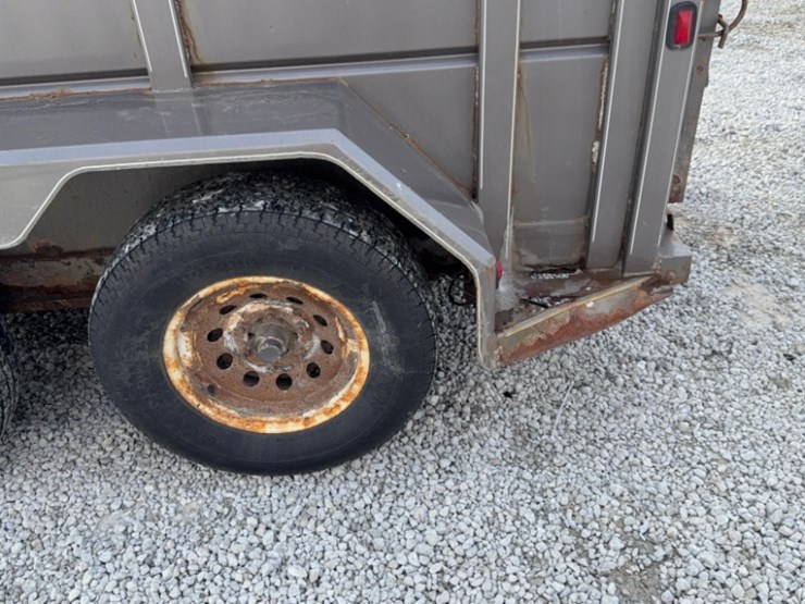 corn-pro-2014-horse-trailer-14-x-6,-sn#-sb-1465,-tandem-axle,-12,500#-capacity-image-7