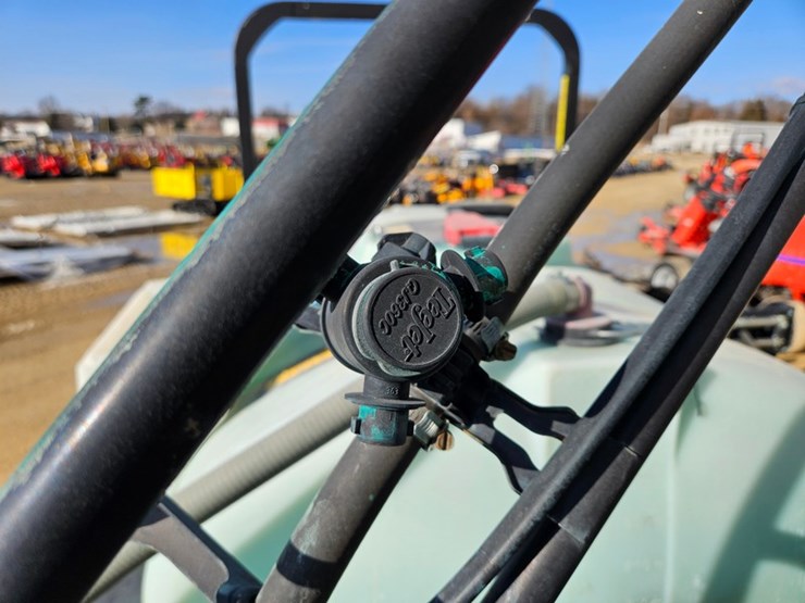 #145-•-toro-mp-5700d-sprayer-image-13