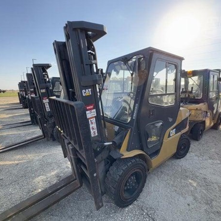 2020 CATERPILLAR GP30N