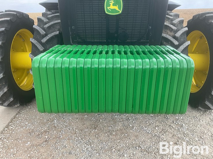 2021-john-deere-8r-340-image-18