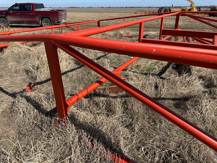 fair-oaks-18x52-image-56