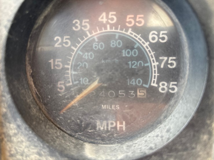 #32946-•-1988-international-water-truck-|-parts-or-repair-image-11