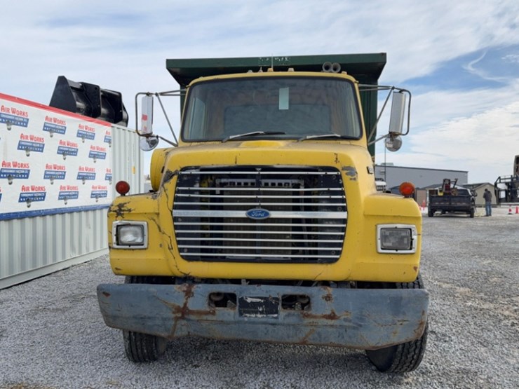 1987-ford-l8000-image-23