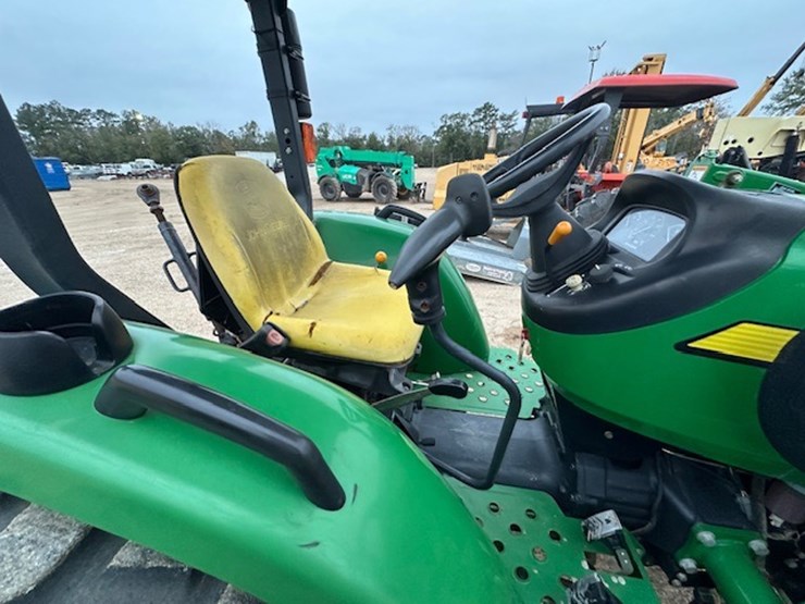 john-deere-4105-image-42