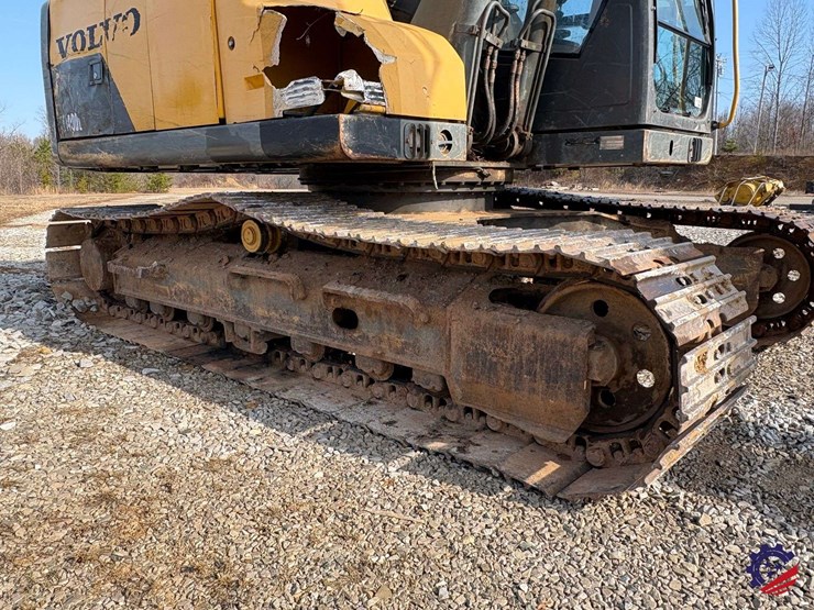 2012-volvo-ec140dl-image-11