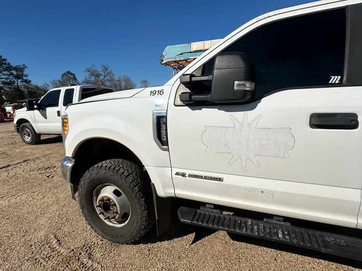 2007-ford-f350-image-11