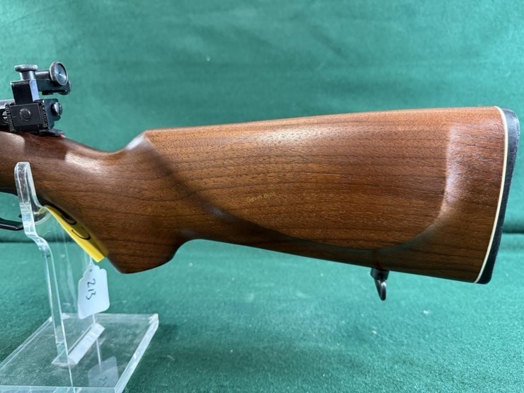 mossberg-mdl.144lsb-22lr-rifle-image-9