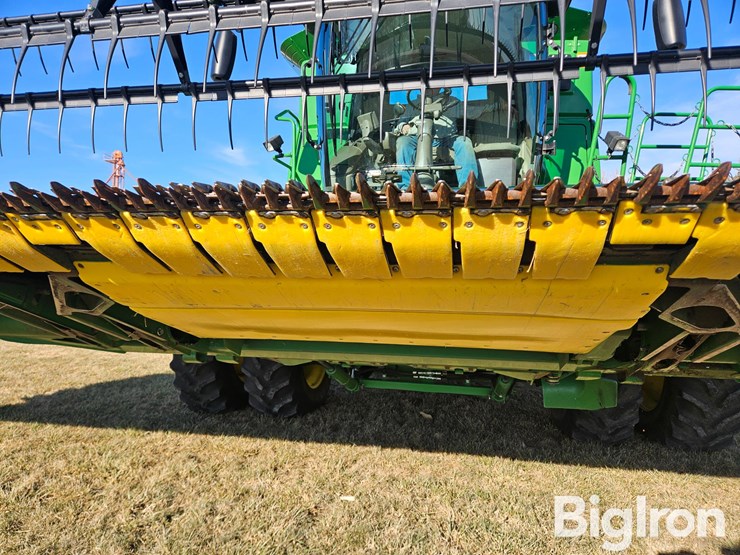 2015-john-deere-635fd-image-14