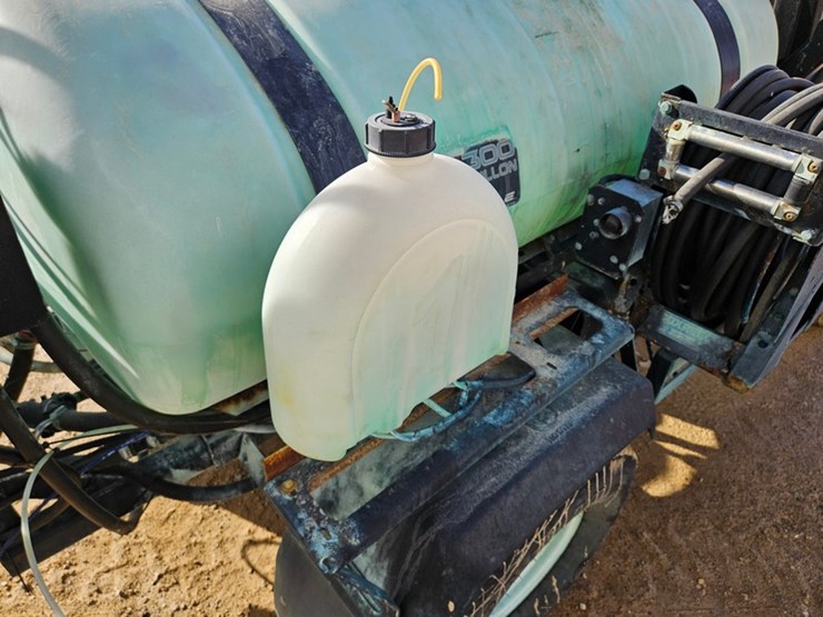 #145-•-toro-mp-5700d-sprayer-image-16