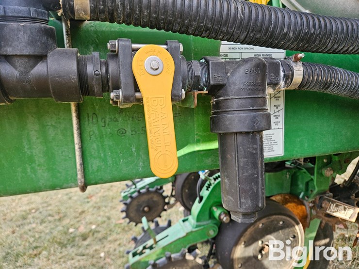 2009-john-deere-1770nt-image-18