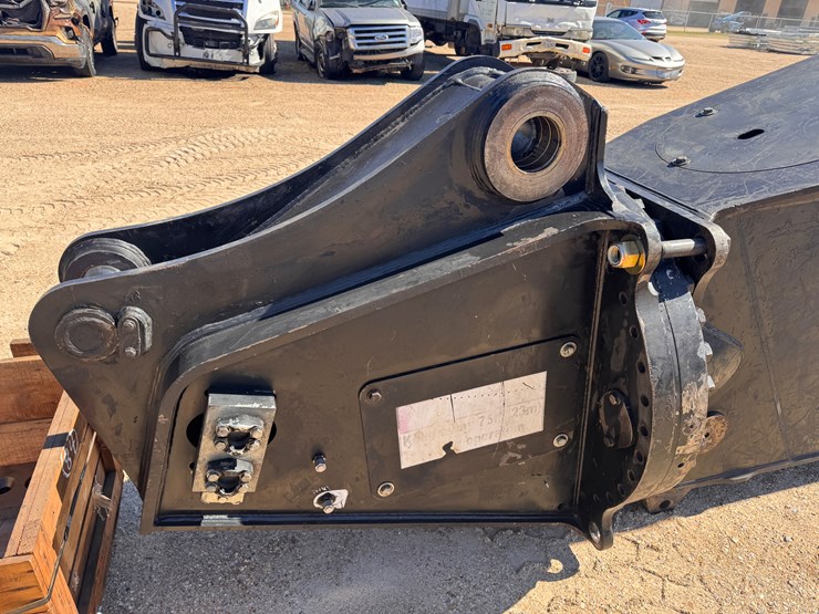 #2760-•-2018-shearcore-fortress-sf75r-rotating-shear-image-13