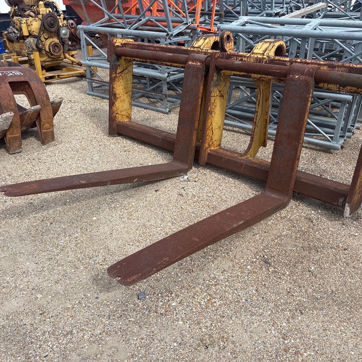 #2774 • HEAVY DUTY FORK ATTACHMENT