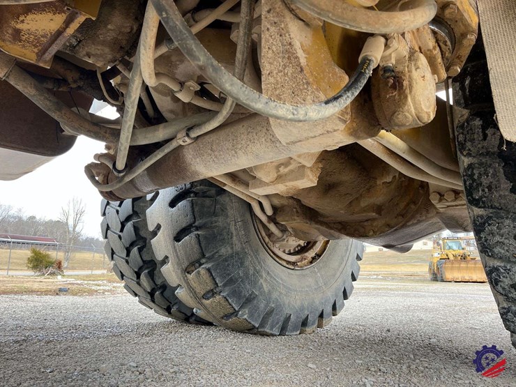 1992-caterpillar-773b-image-23